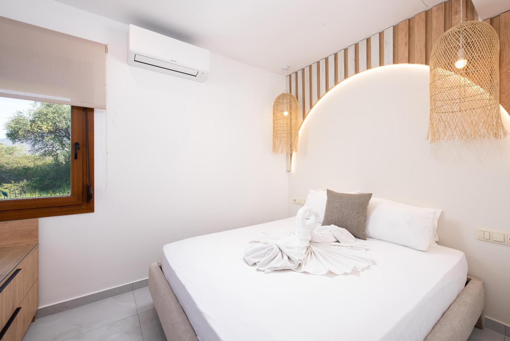 Olivento Beach Front Suites 포토스 외부 사진