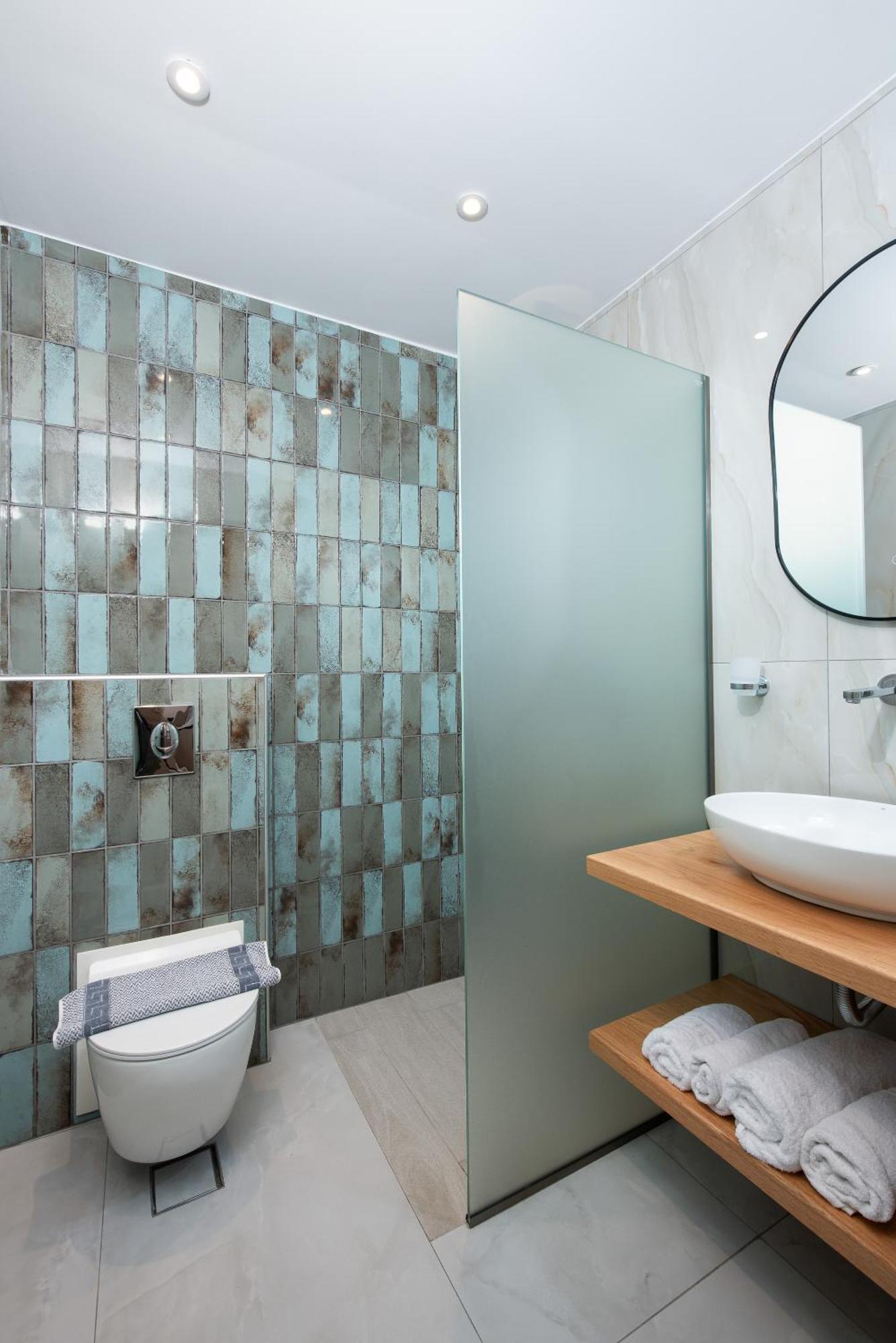Olivento Beach Front Suites 포토스 외부 사진